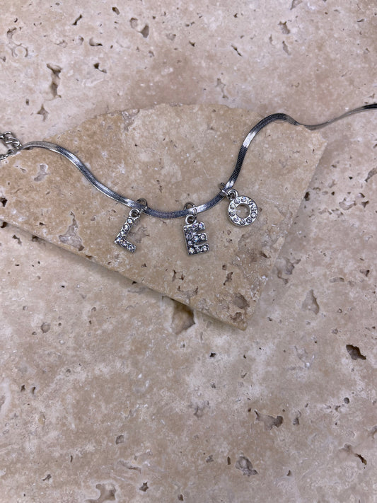 collier argent trois charms  avec strass pour bijoux personnalisables ex : LEO